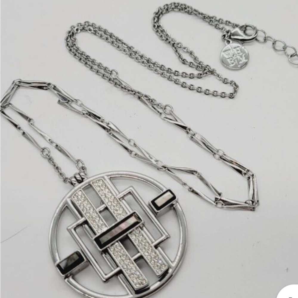 White House Black Market Necklace